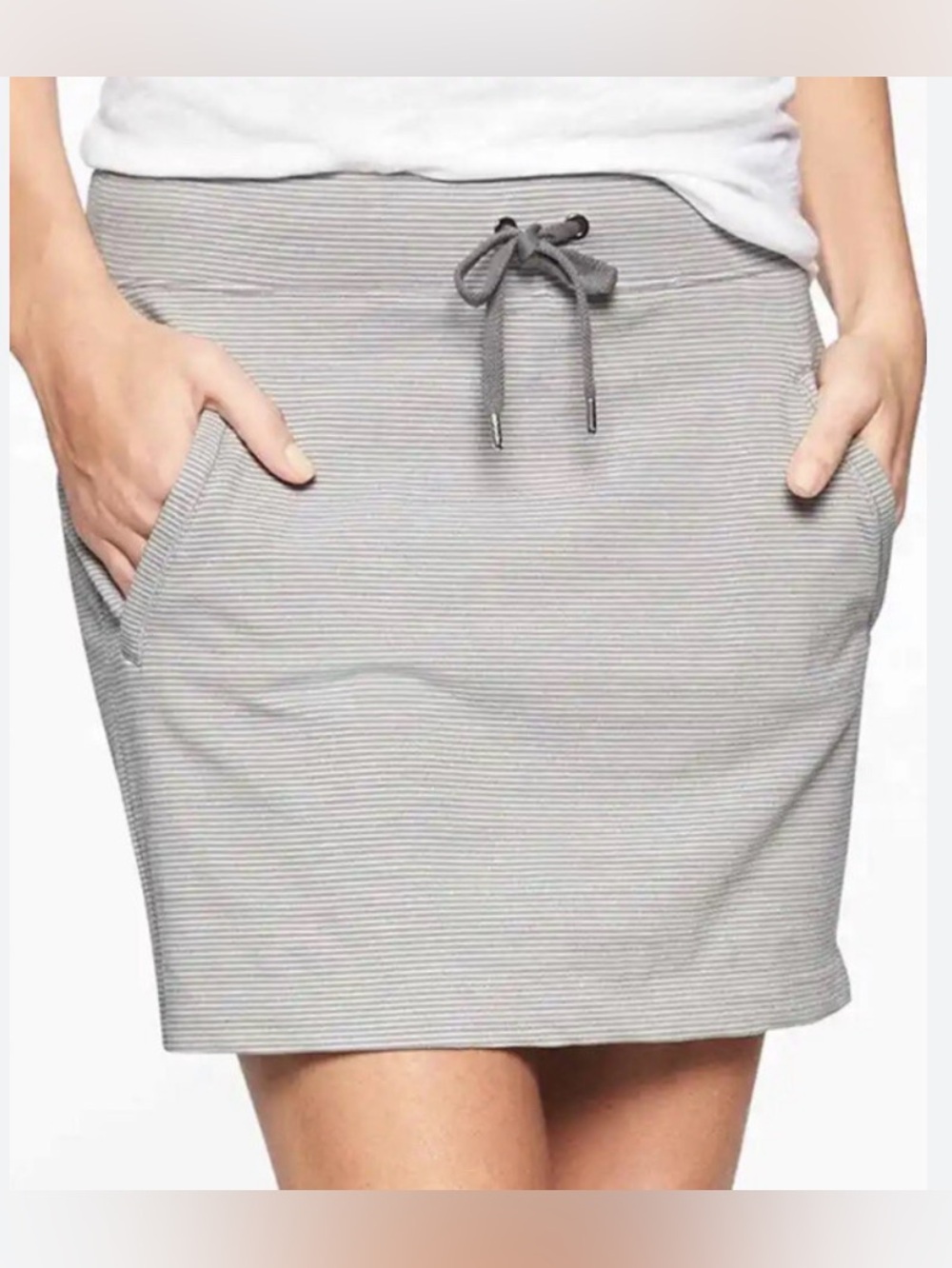 Women’s Athleta Modern Metro Skort sporty tennis mini golf skirt shorts combo M
